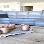 In With Sea View Holiday home *